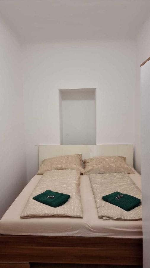 Premier Triple Room Mz Відень Екстер'єр фото