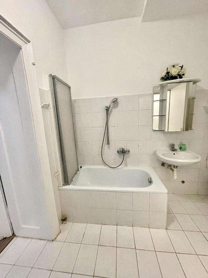 Premier Triple Room Mz Відень Екстер'єр фото